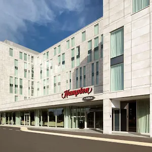 hampton-by-hilton-london-stansted-airport.cambridgehotelsuk.com/