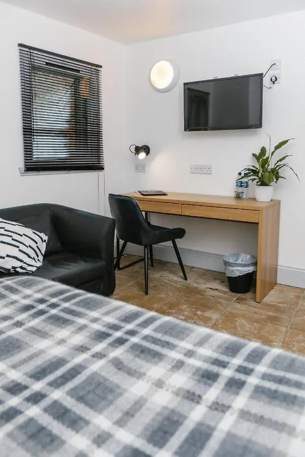 Siberia Bar & Hotel Aberdeen 3*,  United Kingdom